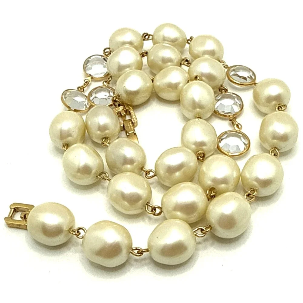 Vintage 80s GIVENCHY Bijoux Faux Baroque Pearl Clear Crystal Bezel Necklace 24